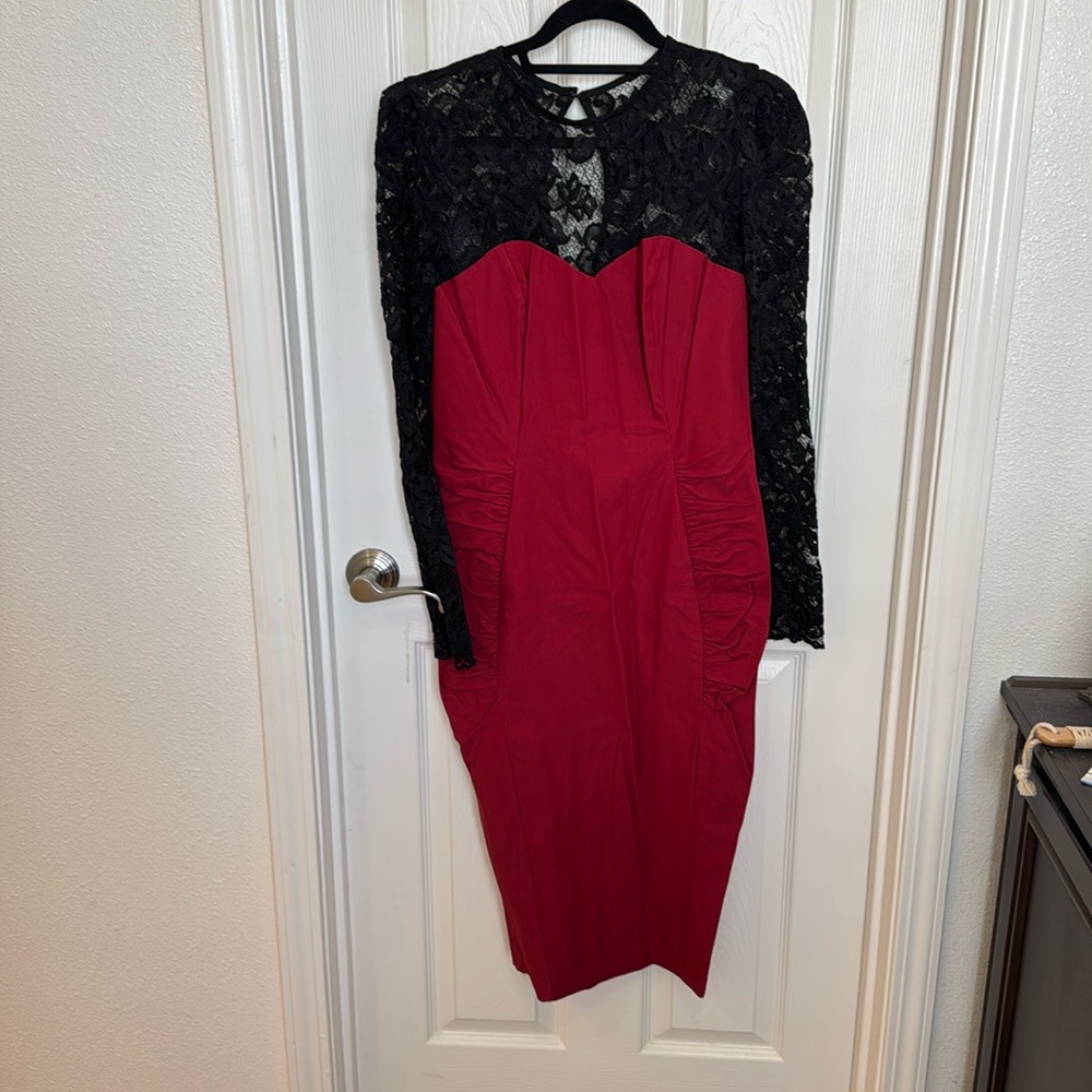 Laura Byrnes new without tags dress